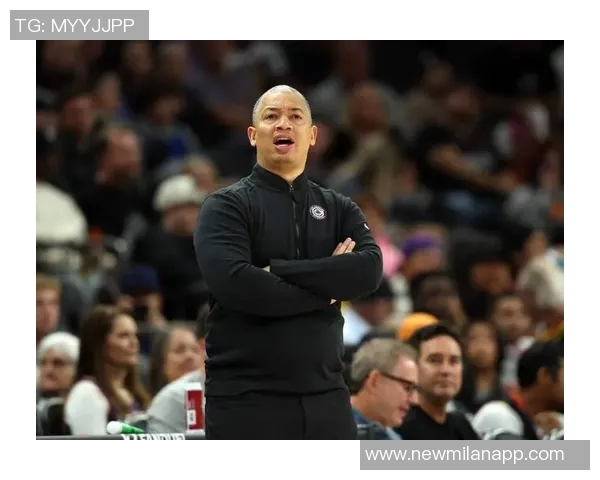 泰伦卢盛赞训练营表现称保罗与大洛展现出色状态 泰伦卢盛赞训练营表现称保罗与大洛展现出色状态