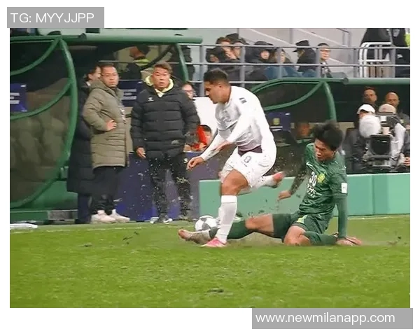 灵性瞬间国安角球战术运用塞尔吉尼奥巧妙一蹭成功破门 灵性瞬间国安角球战术运用塞尔吉尼奥巧妙一蹭成功破门