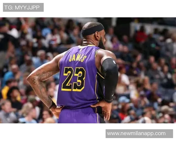 詹姆斯感慨人生如大富翁无法重启起点的无奈与坚持